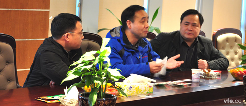 全國電磁計量技術(shù)委員會邵海明秘書長在湖南省計量檢測研究院李慶先副院長的陪同下，蒞臨銀河電氣指導(dǎo)工作